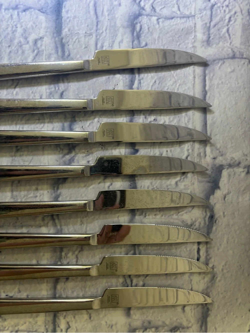 Zwilling J.A. Henckels 8 Piece Stainless Steel Steak Knife Set
